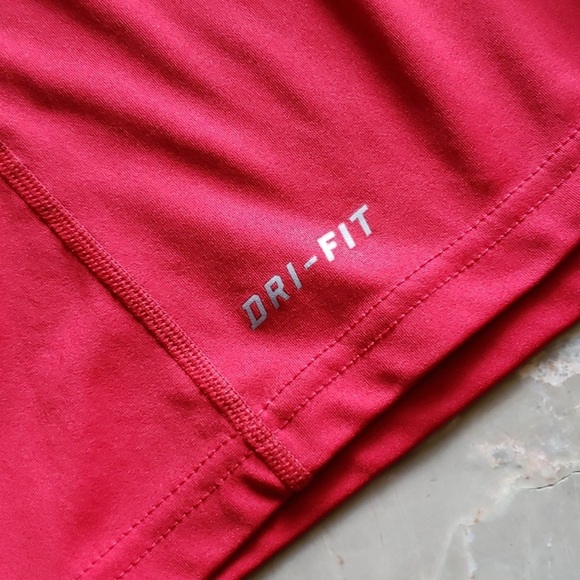 Men's Nike Dri-Fit Performance Shirt. - Picture 5 of 10